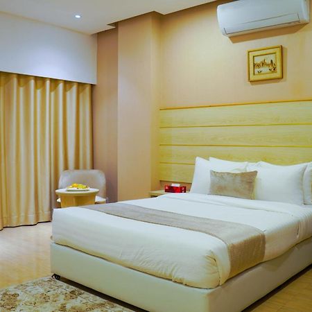 Hotel Grand Vistana à Dhaka Extérieur photo