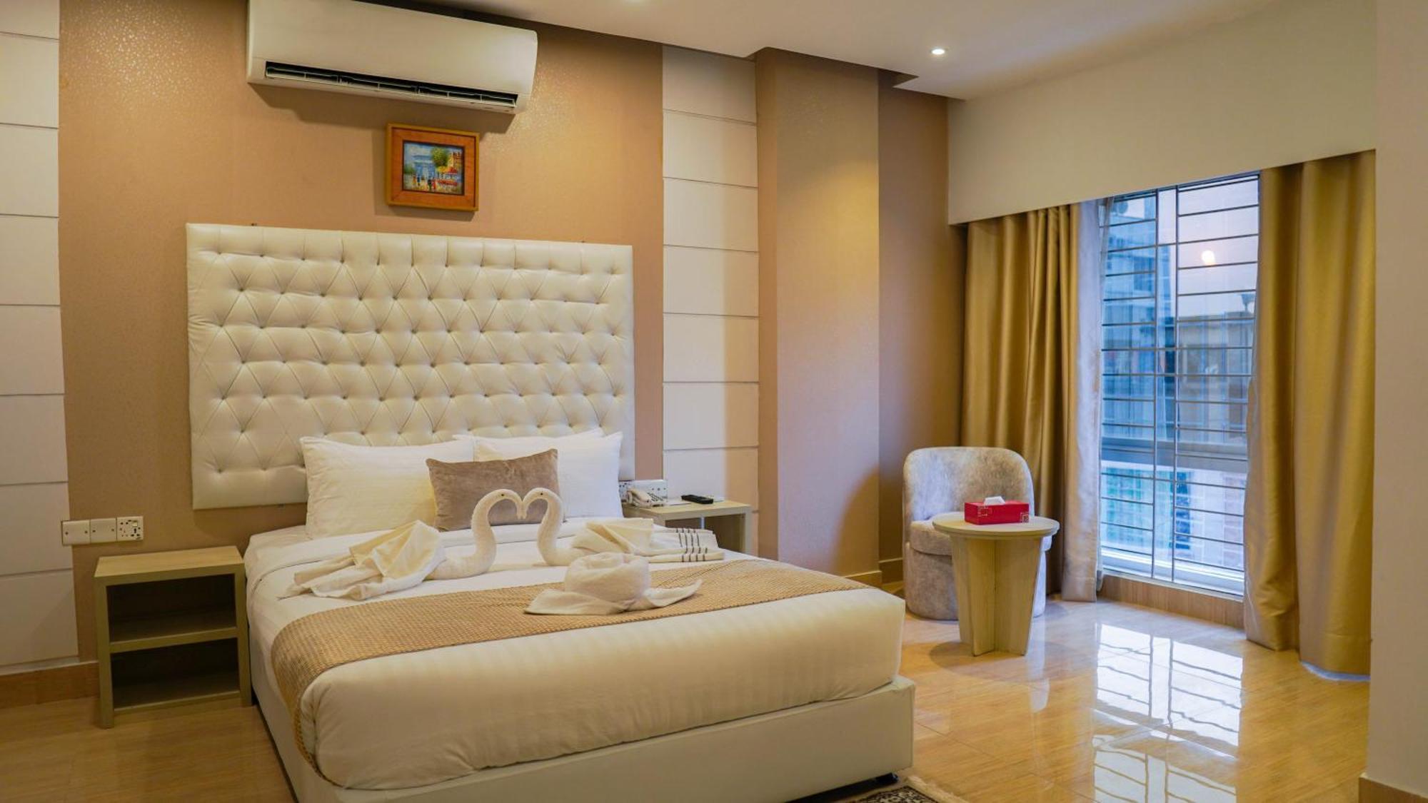 Hotel Grand Vistana à Dhaka Extérieur photo