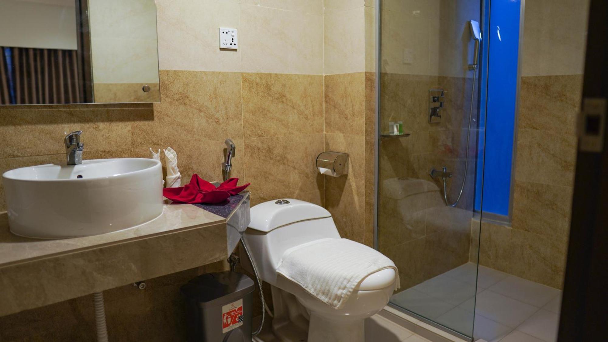 Hotel Grand Vistana à Dhaka Extérieur photo
