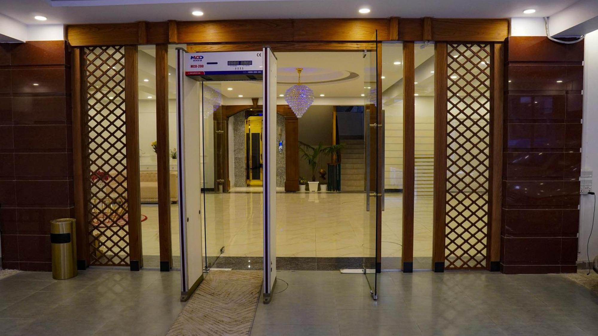 Hotel Grand Vistana à Dhaka Extérieur photo