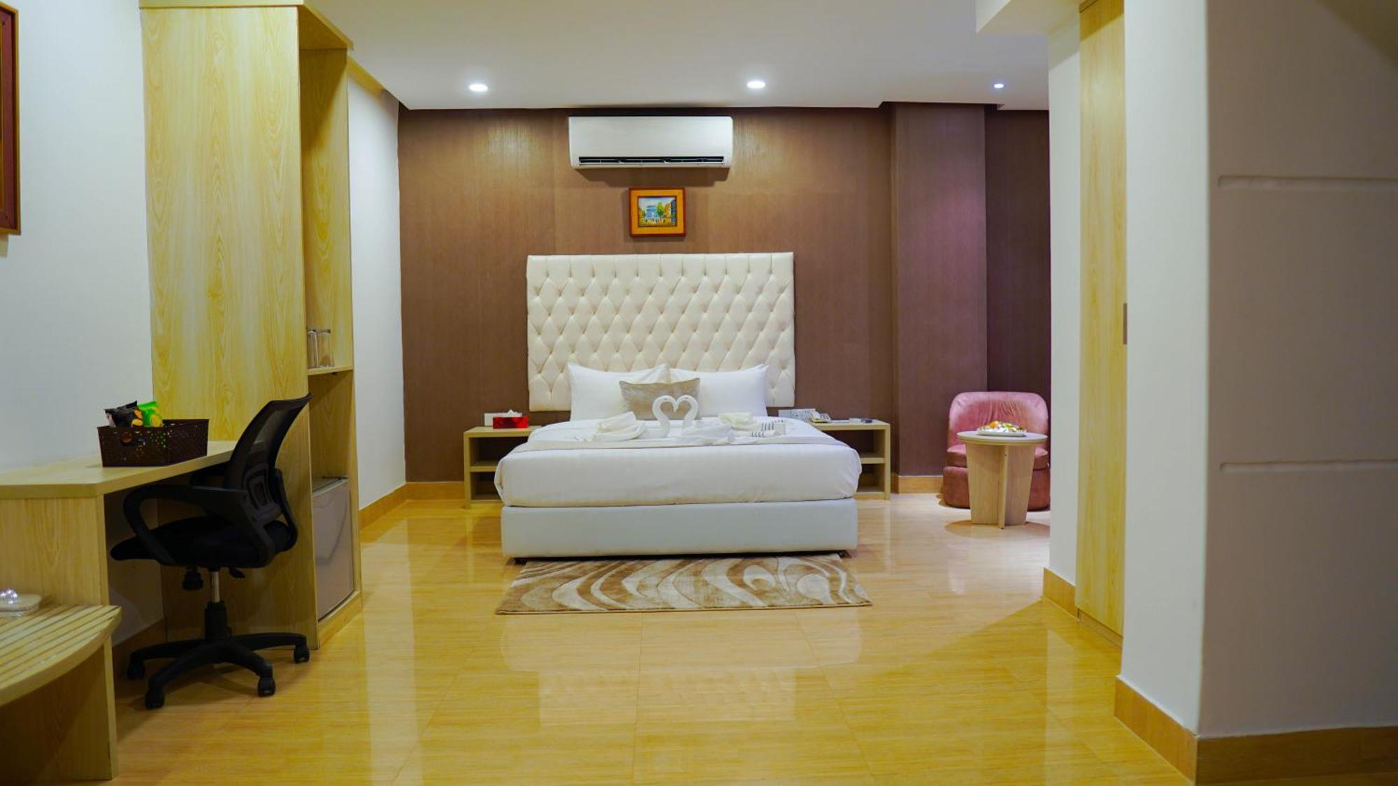 Hotel Grand Vistana à Dhaka Extérieur photo